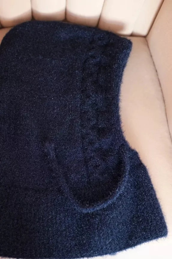 Sieviešu tumši zila cepure Berlīne 