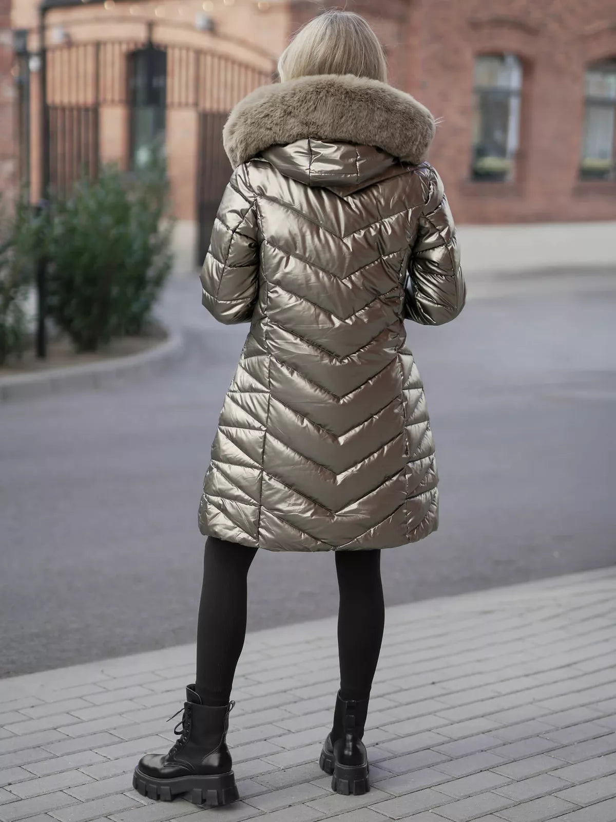 Zelta krāsas sieviešu ziemas jaka Marisa