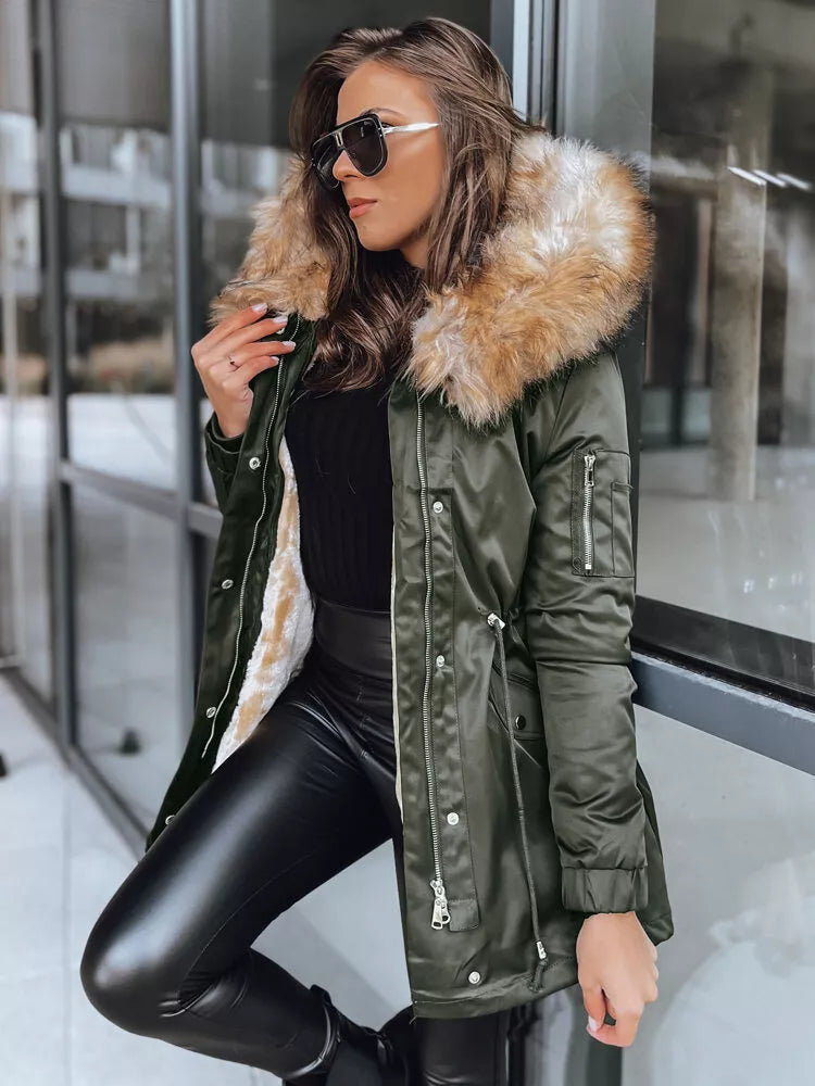 Haki krāsas sieviešu jaka Garnit