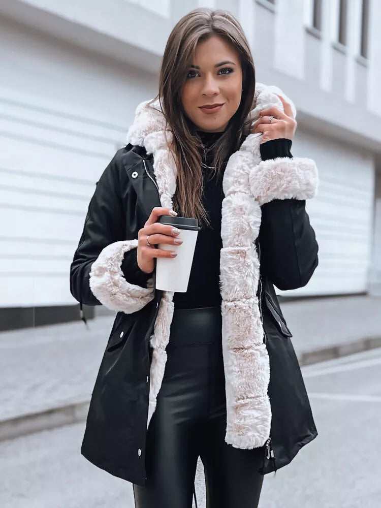 Melna sieviešu jaka ar gaišu kažokādu Arctic