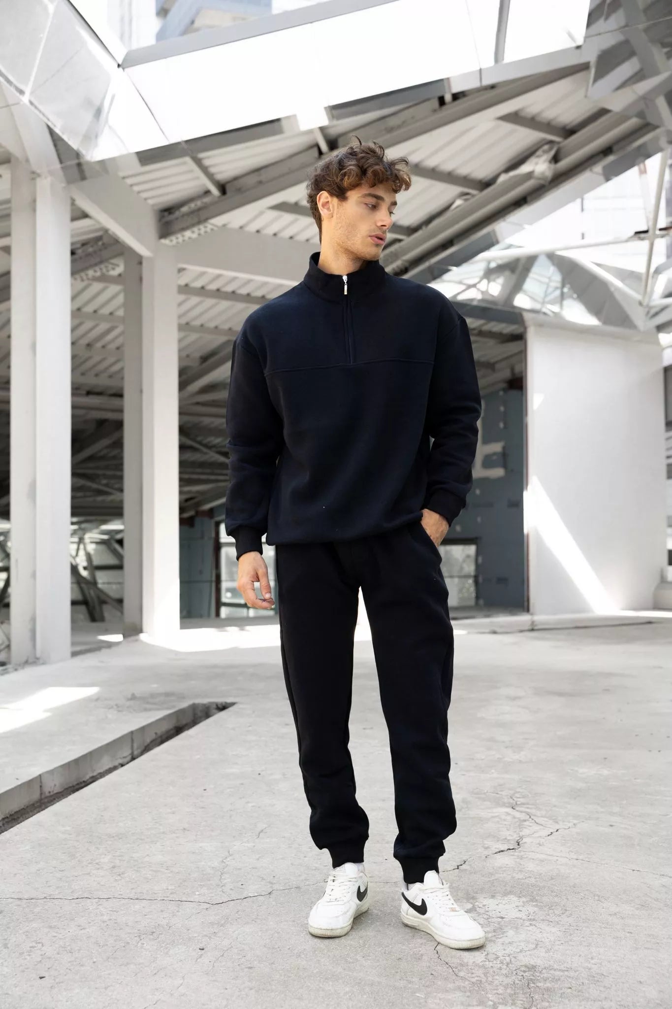 Melns vīriešu uzvalks Gerol