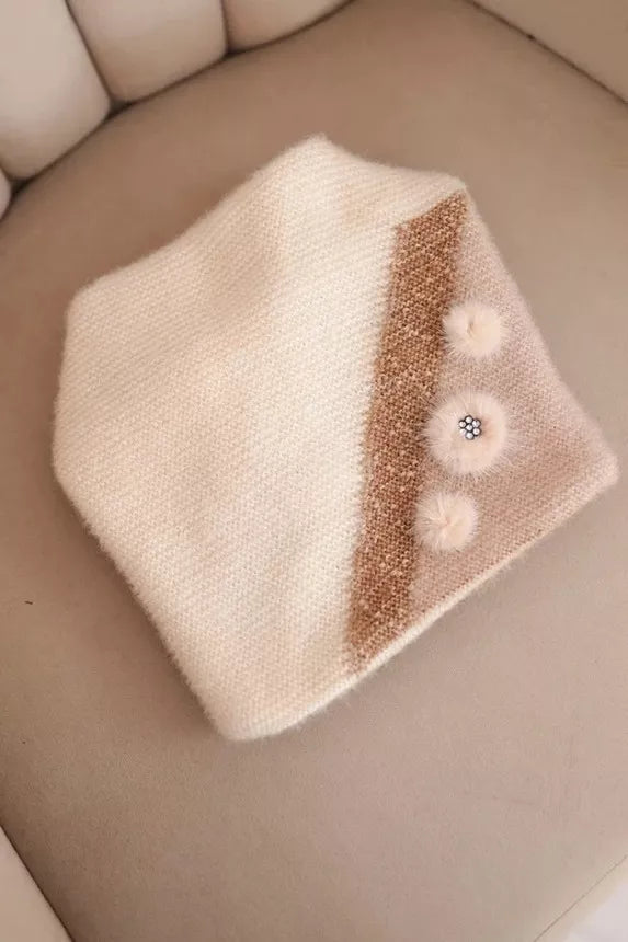 Sieviešu balta cepure Roze