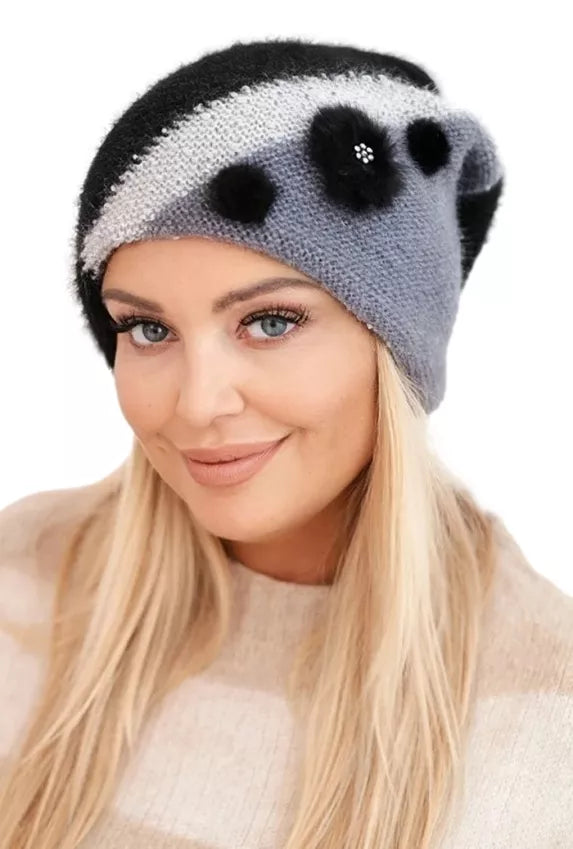 Sieviešu melna cepure "Roze"