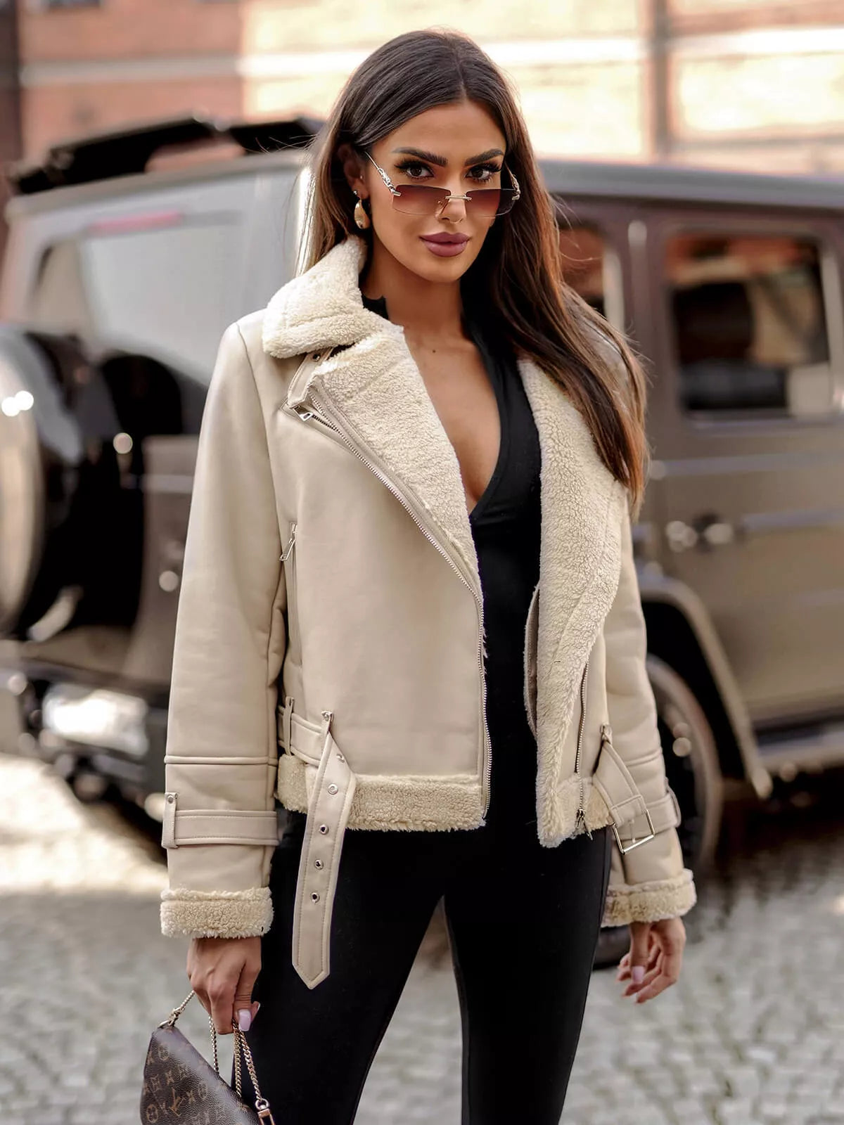 Sieviešu brūna ādas jaka ar kažokādu Elen