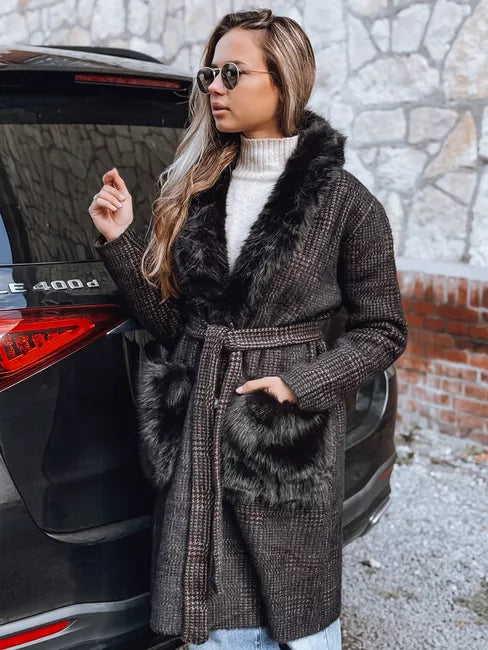 Sieviešu melns mētelis ar kažokādu Fiona