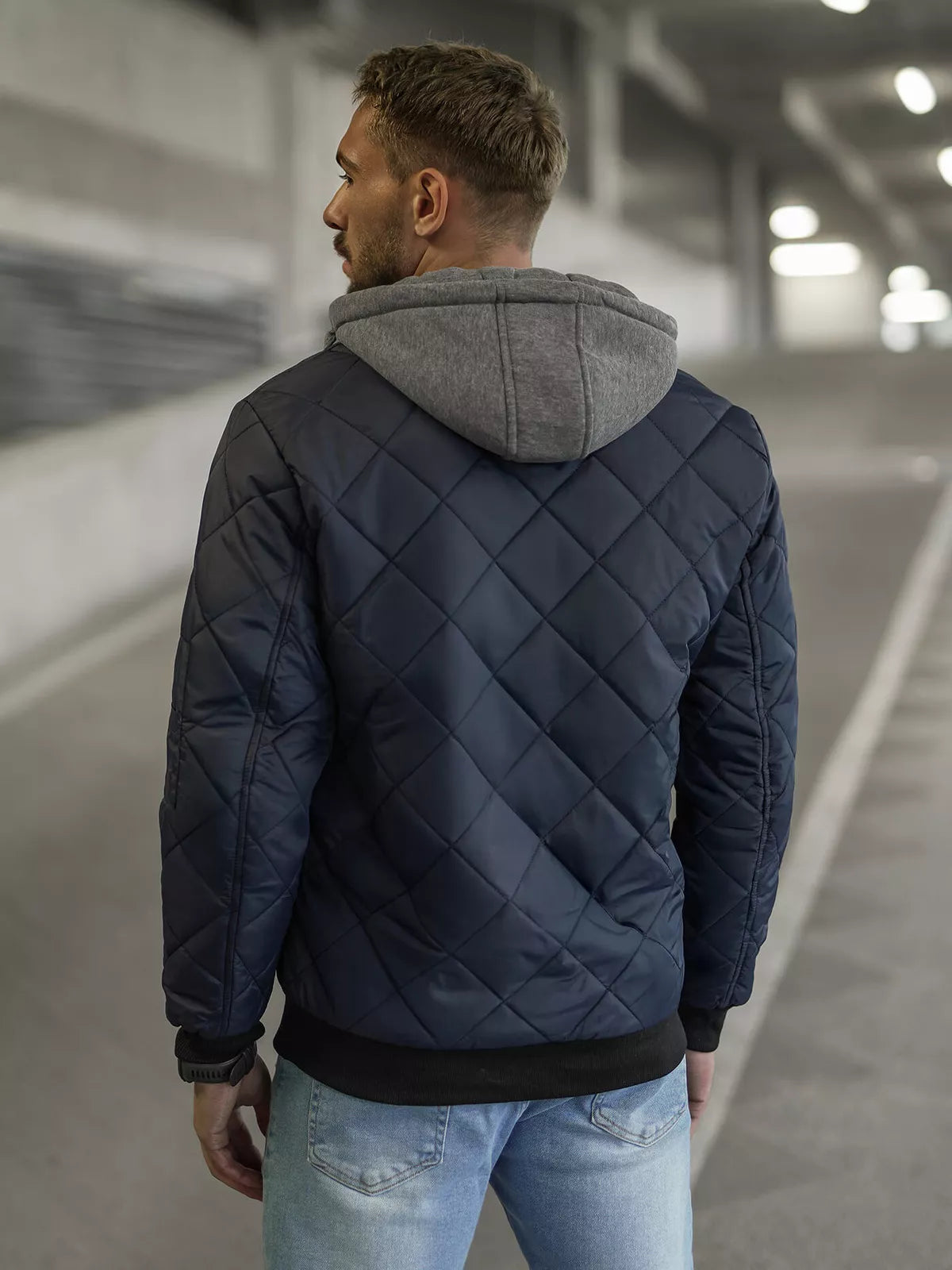 Tumši zila vīriešu jaka ar kapuci Lator