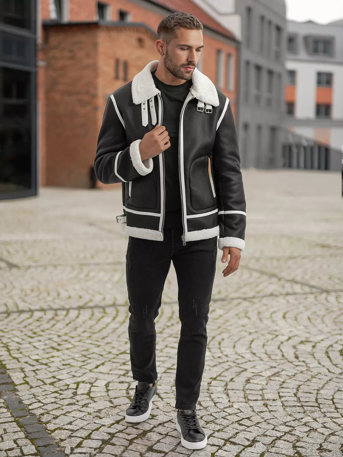 Vīriešu melna ādas jaka ar baltu kažokādu Capri