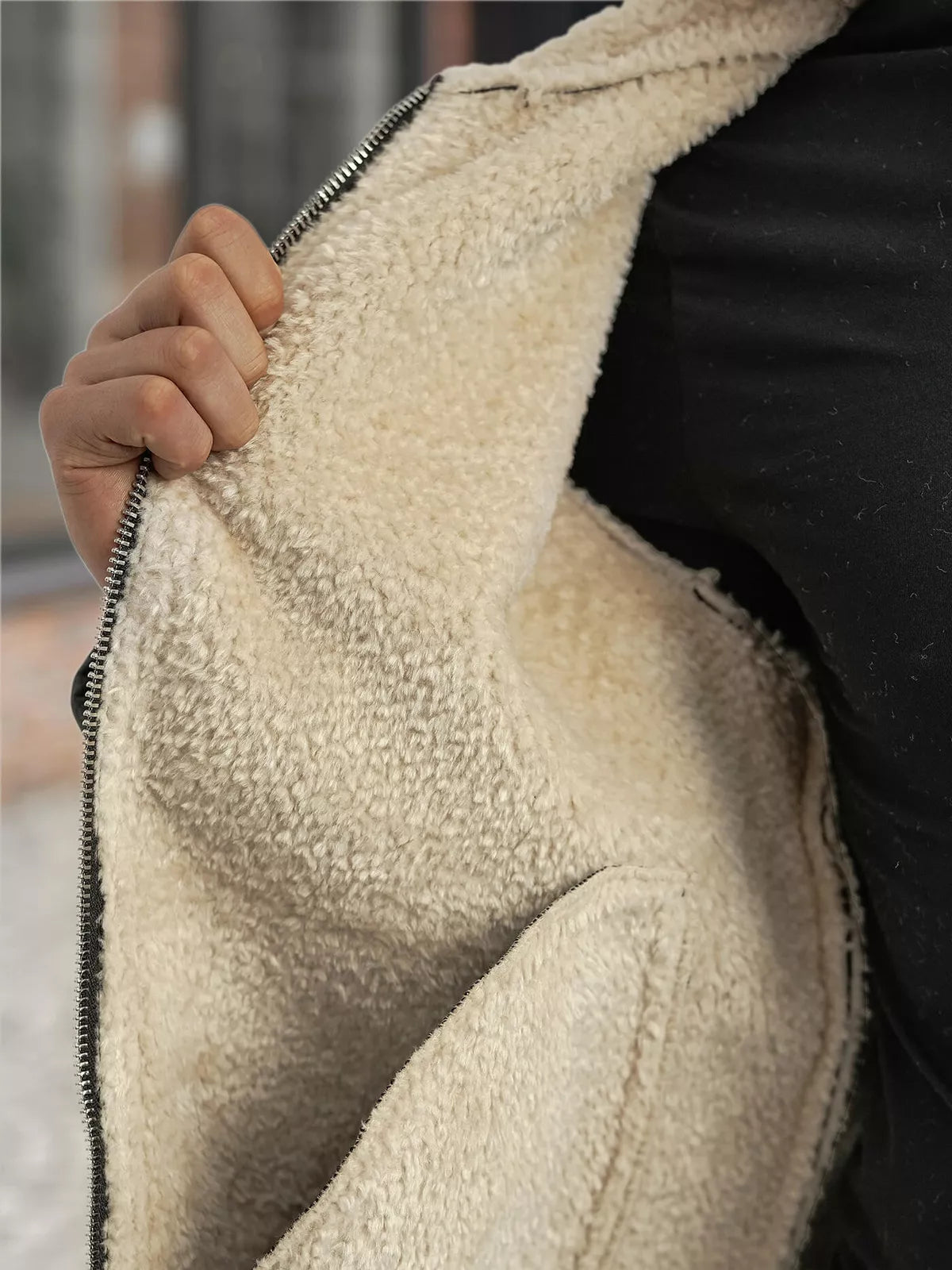 Vīriešu melna ādas jaka ar kažokādu Andy