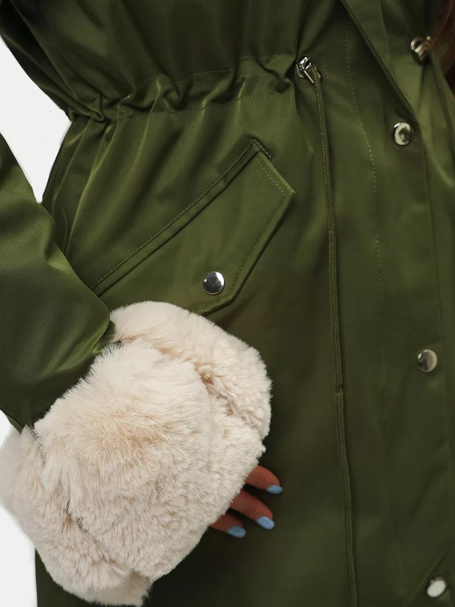 Zaļa sieviešu jaka Moly