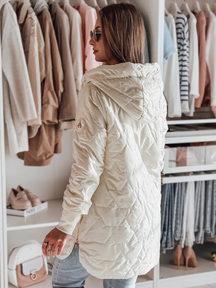 Balta sieviešu stepēta jaka Livi