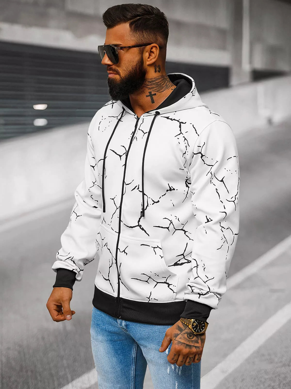 Albānas balts džemperis