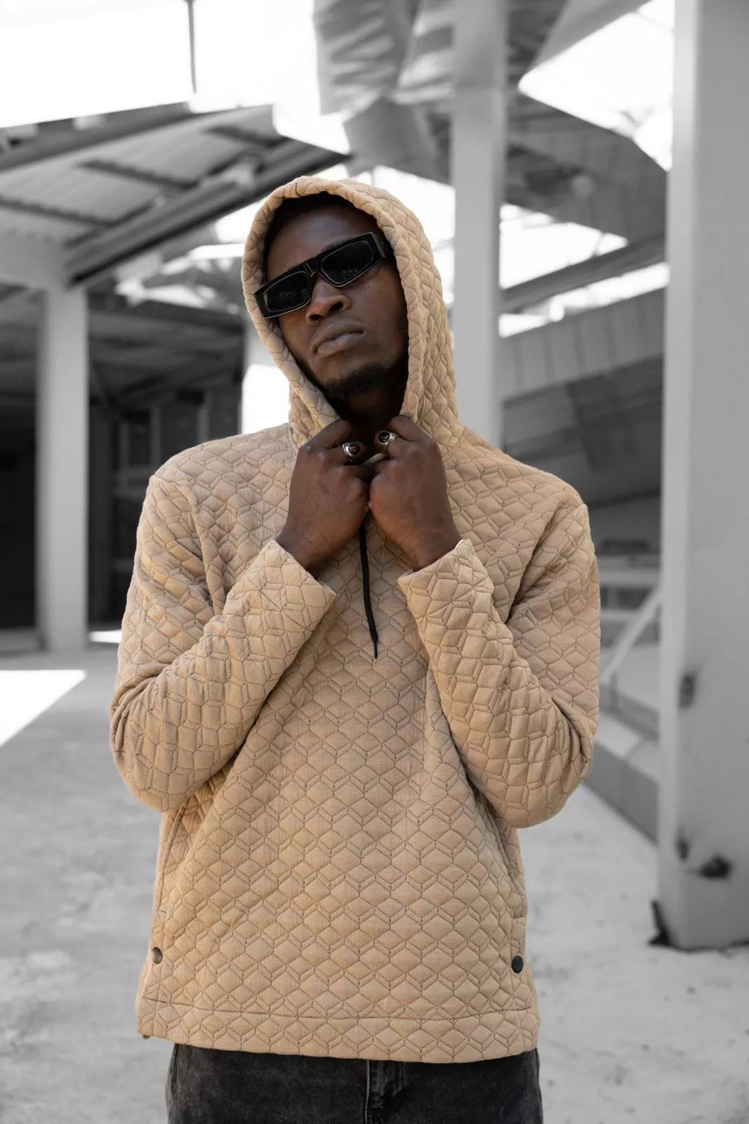 Brūna kapučjaka Rombas