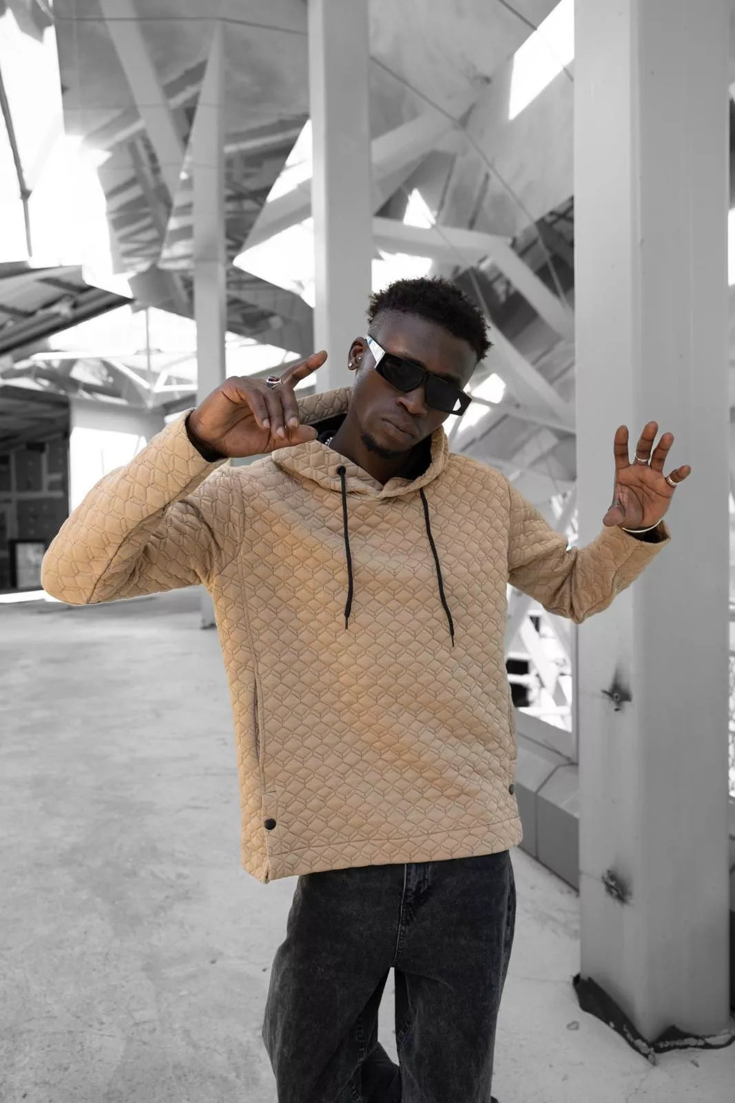 Brūna kapučjaka Rombas