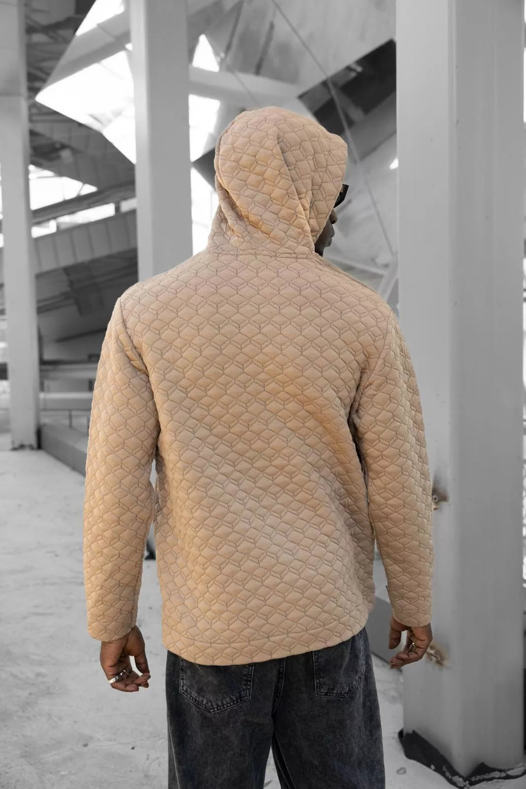 Brūna kapučjaka Rombas