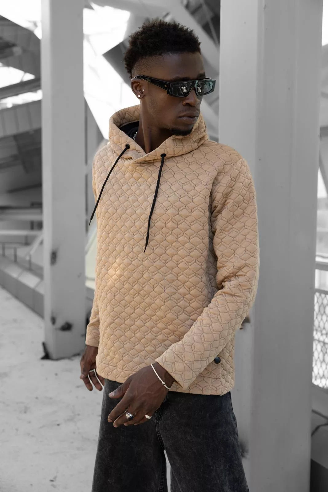 Brūna kapučjaka Rombas