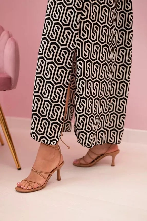 Sieviešu melna kleita ar lencītēm Zebra