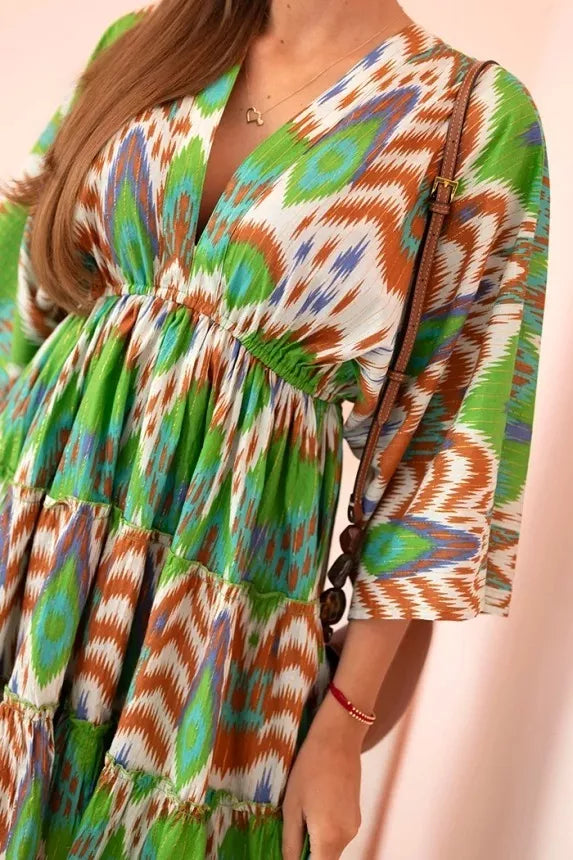 Sieviešu zaļa kleita ar platām piedurknēm Wave