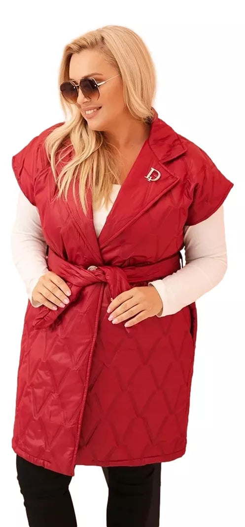 Sieviešu sarkanā veste Dalic