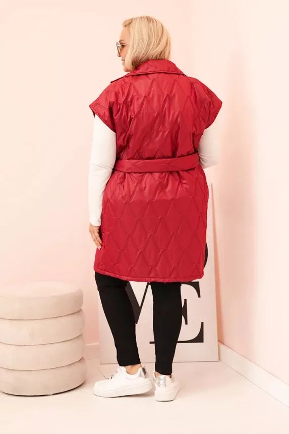 Sieviešu sarkanā veste Dalic