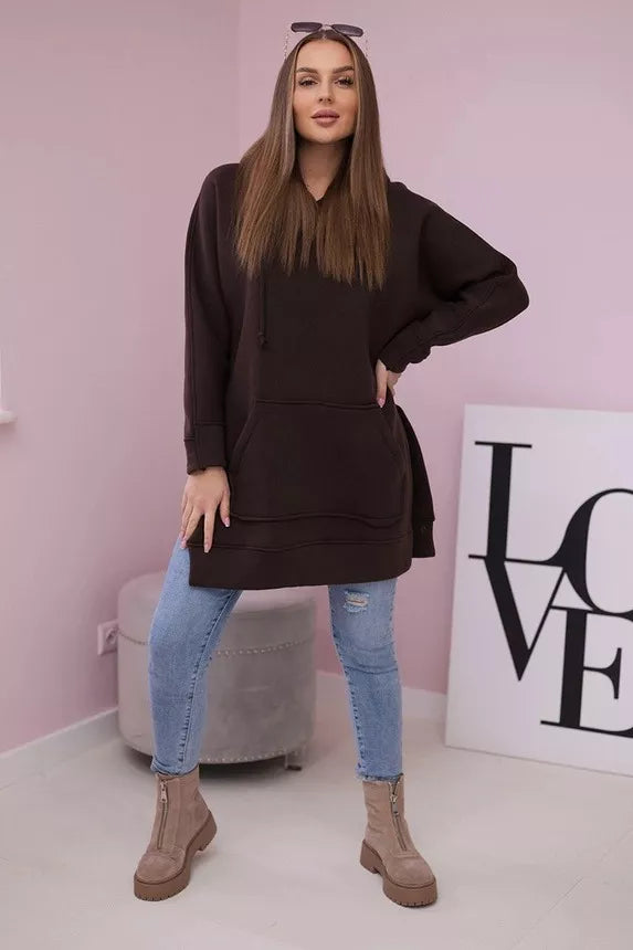 Sieviešu brūns kapučjakas džemperis vīna krāsā
