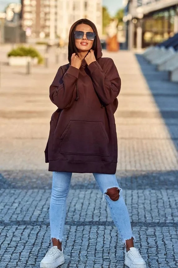 Sieviešu brūns kapučjakas džemperis vīna krāsā