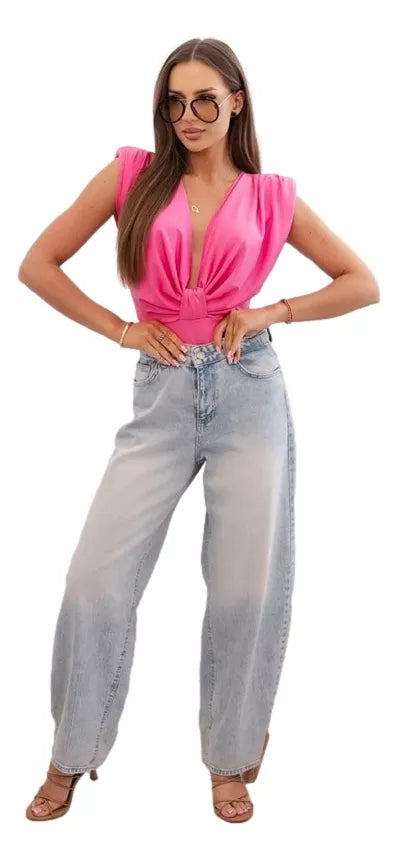 Sieviešu blūze rozā krāsā ar dziļu kakla izgriezumu Ana