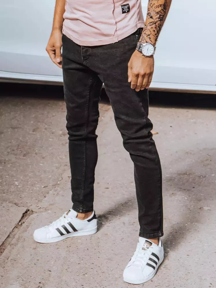 Vīriešu džinsi melnā Timur krāsā