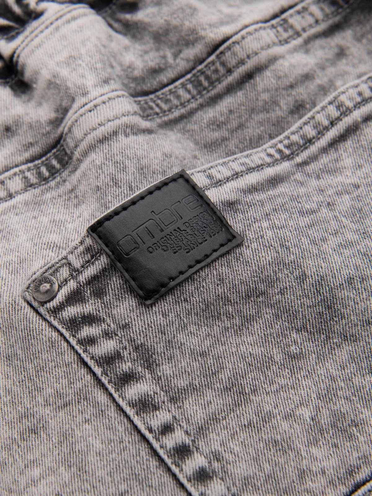 Vīriešu pelēkas joggerbikses Adren