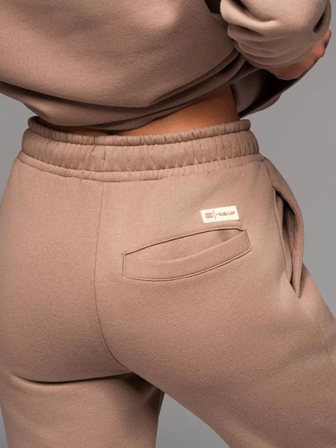 Unisex brīvā laika kostīms brūnā krāsā, pārim.