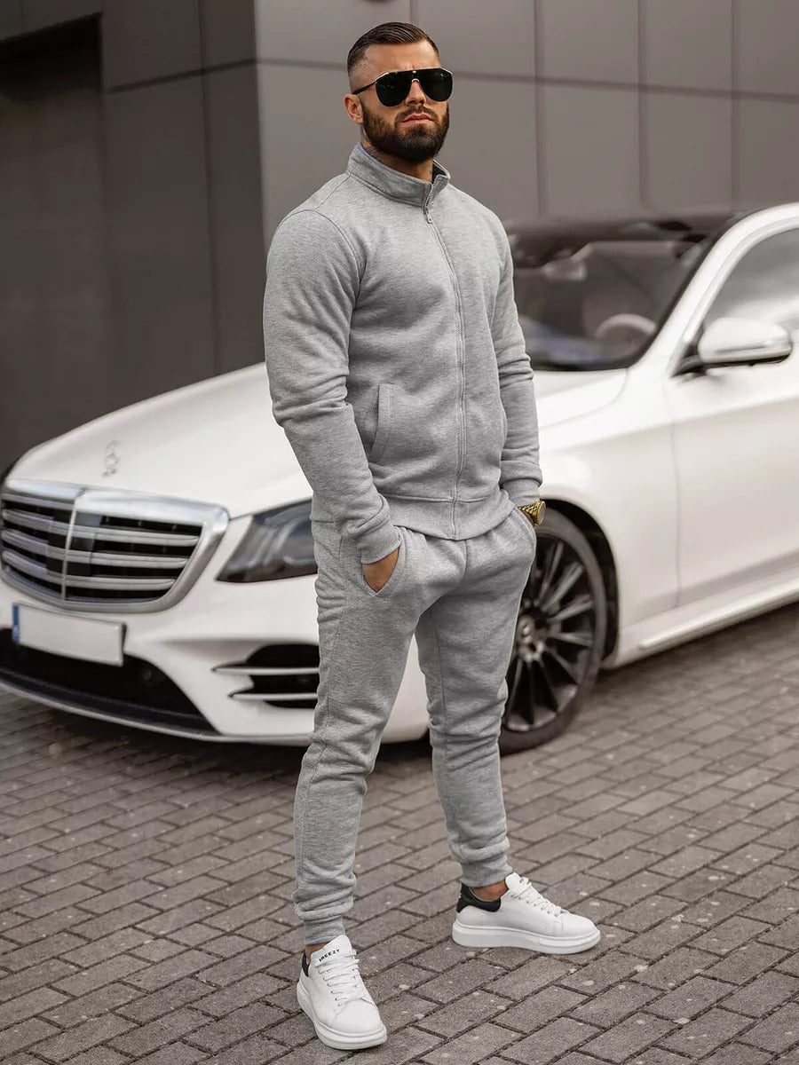 Gaiši pelēks vīriešu sporta tērps Armin.