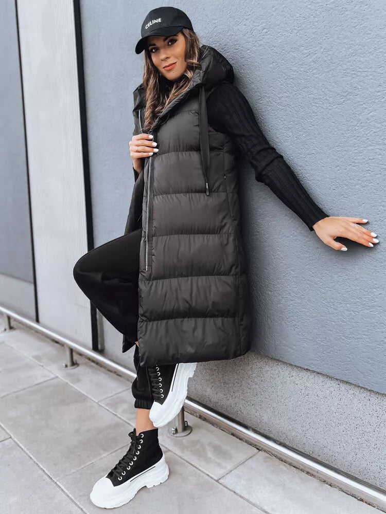 Garā, melnā veste Neki