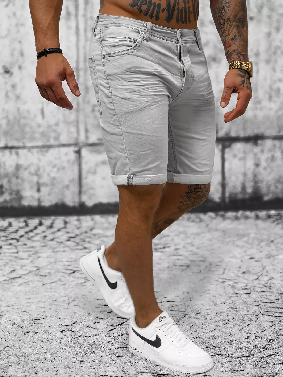 Pelēki džinsa šorti Letter