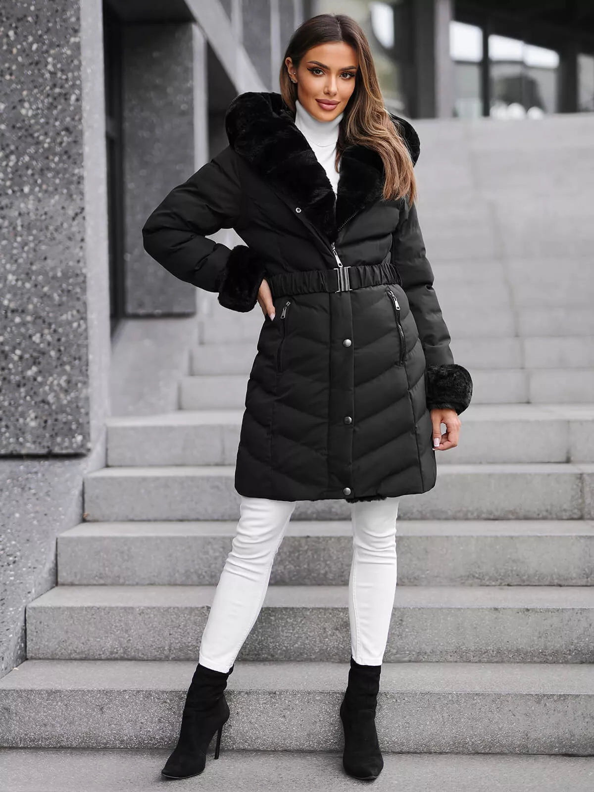 Melna jaka ar kažokādu Dorter