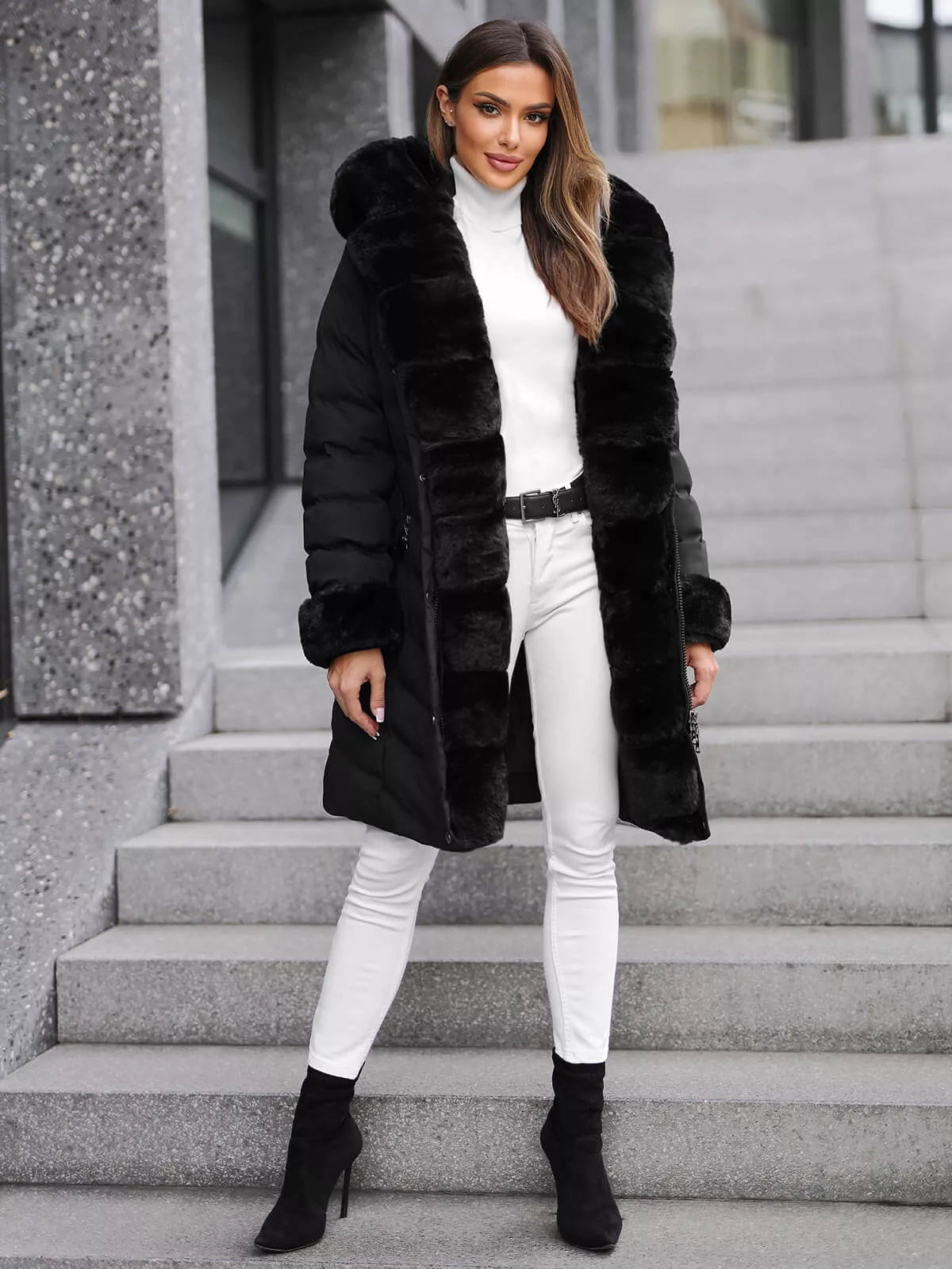 Melna jaka ar kažokādu Dorter