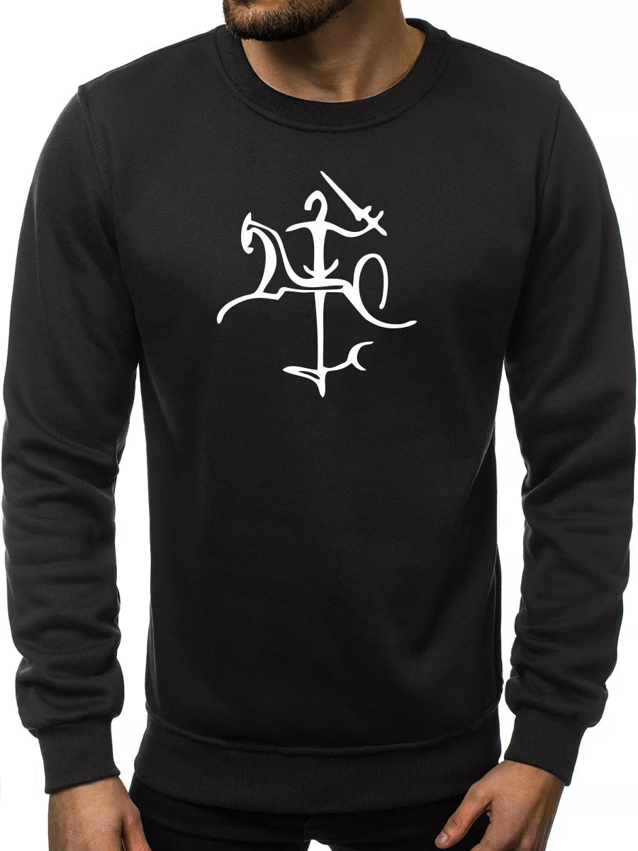 Melns džemperis ar Vytis stilu