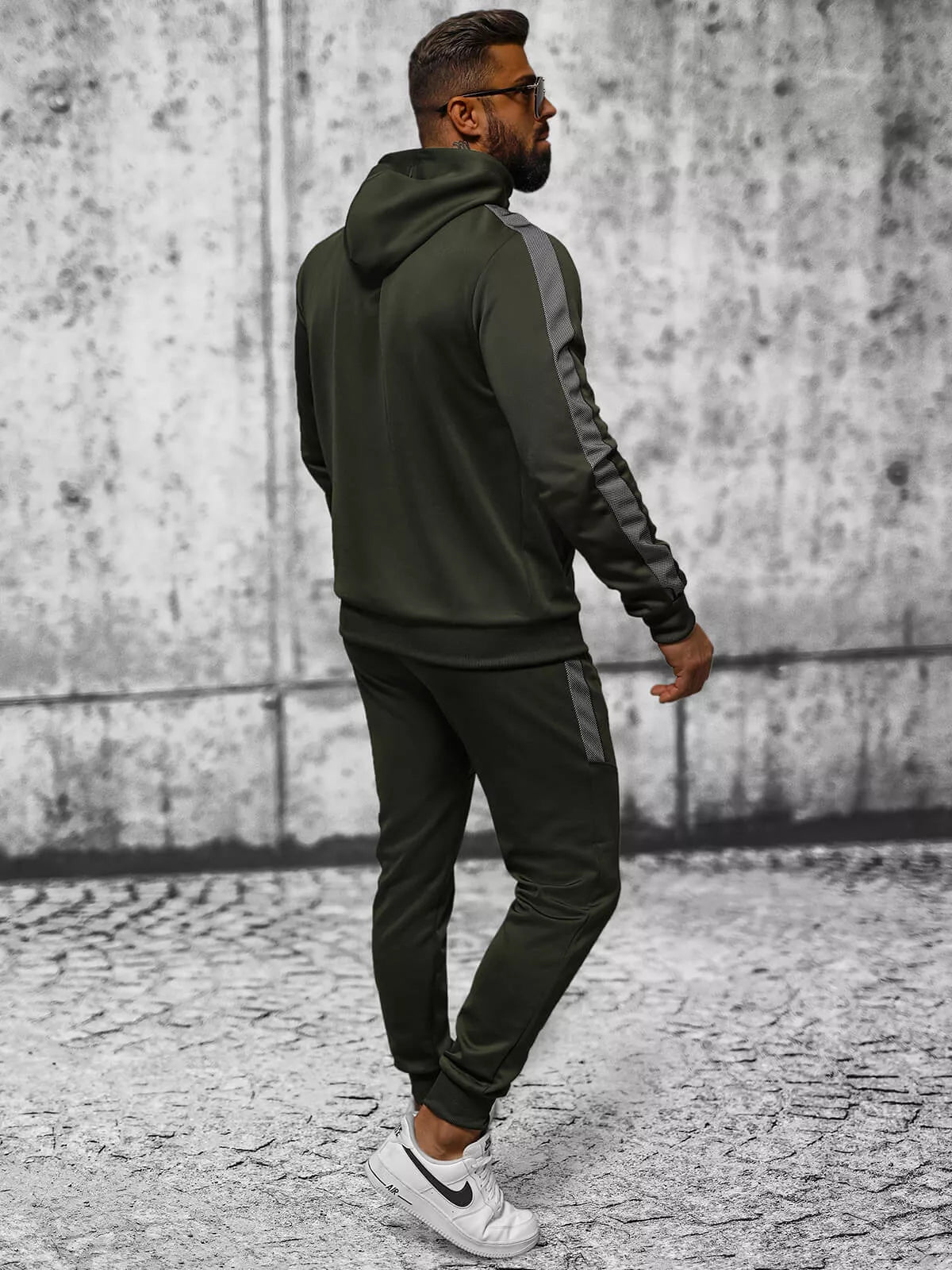 Haki krāsas sporta komplekts Holand