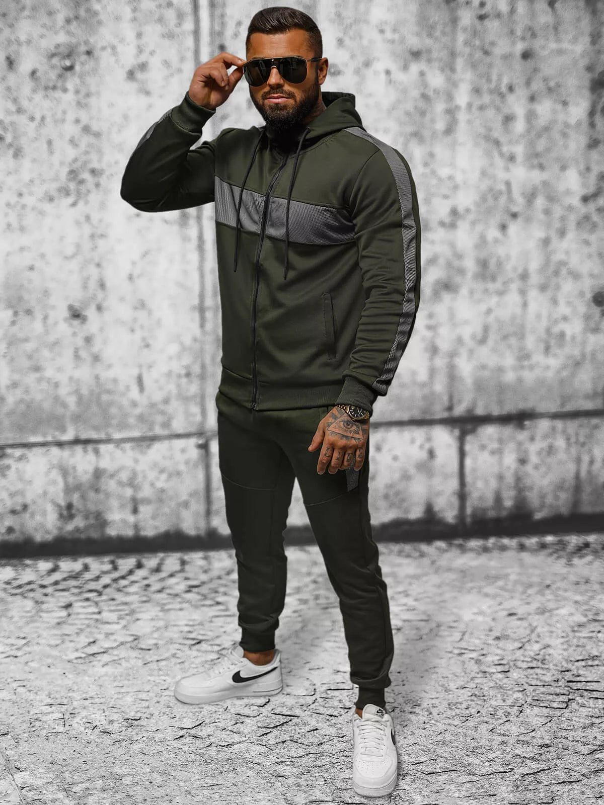 Haki krāsas sporta komplekts Holand