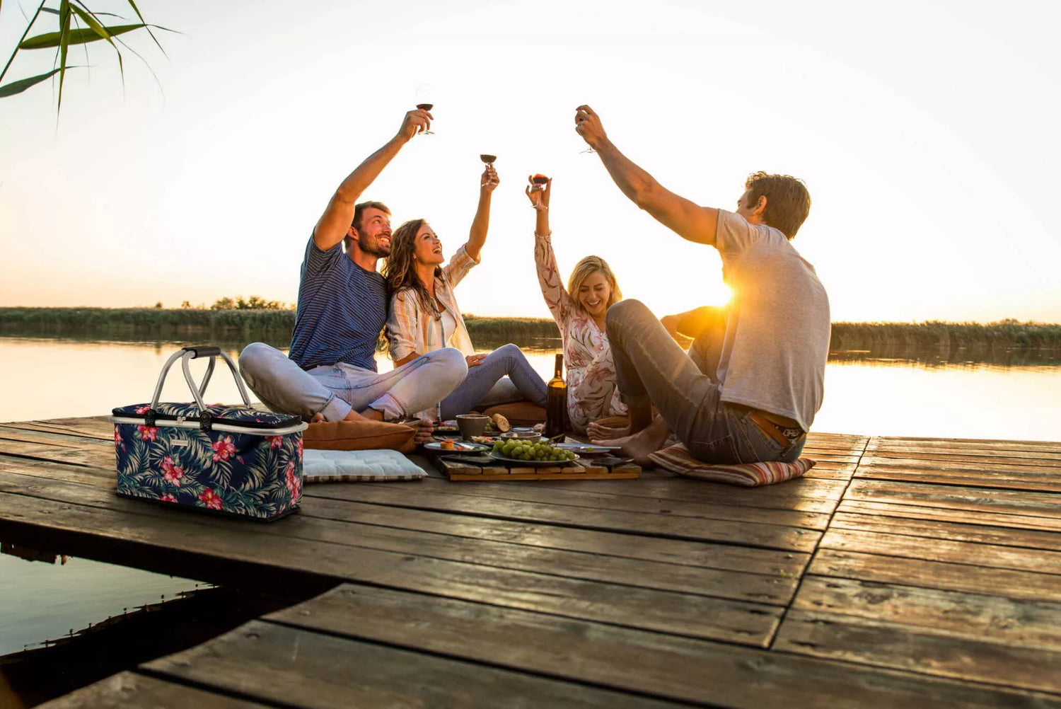 Krāsaina, salokāma piknika/termosoma Rio