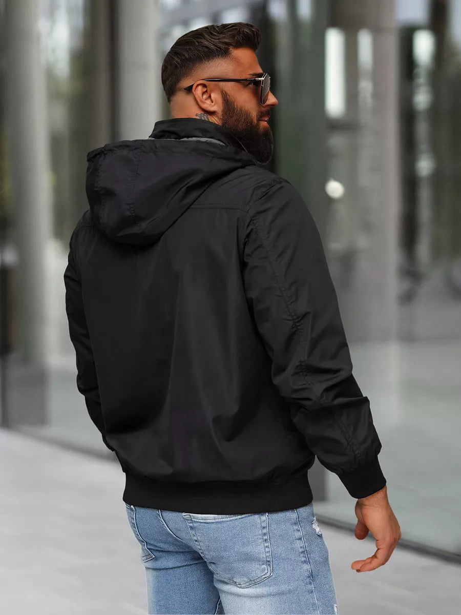 Melna jaka ar kapuci Kemir