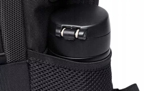 Melna mugursoma ar elpojošu muguru un plecu siksnām Luter