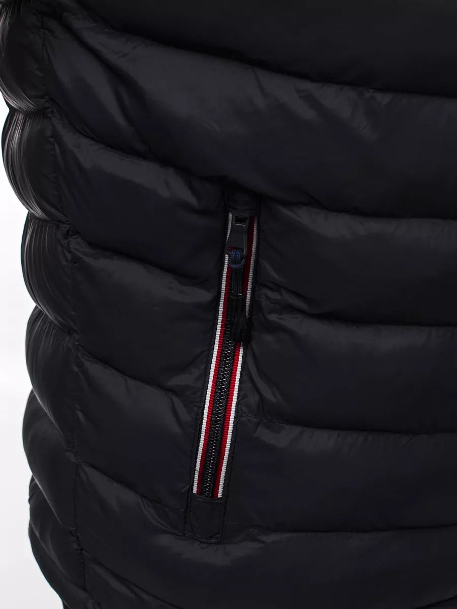 Melna stepēta vīriešu jaka Omir