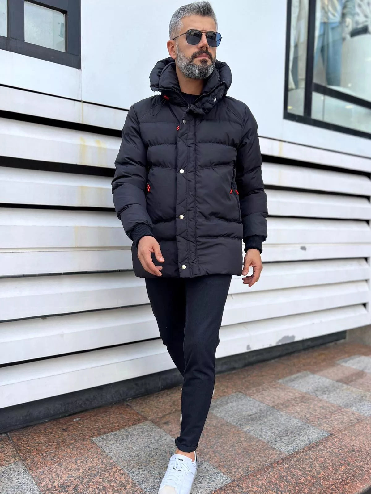 Melna vīriešu jaka bez kapuces Chipo