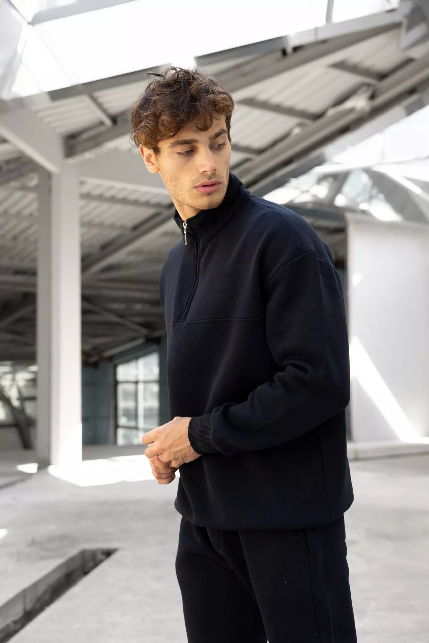 Melns vīriešu uzvalks Gerol