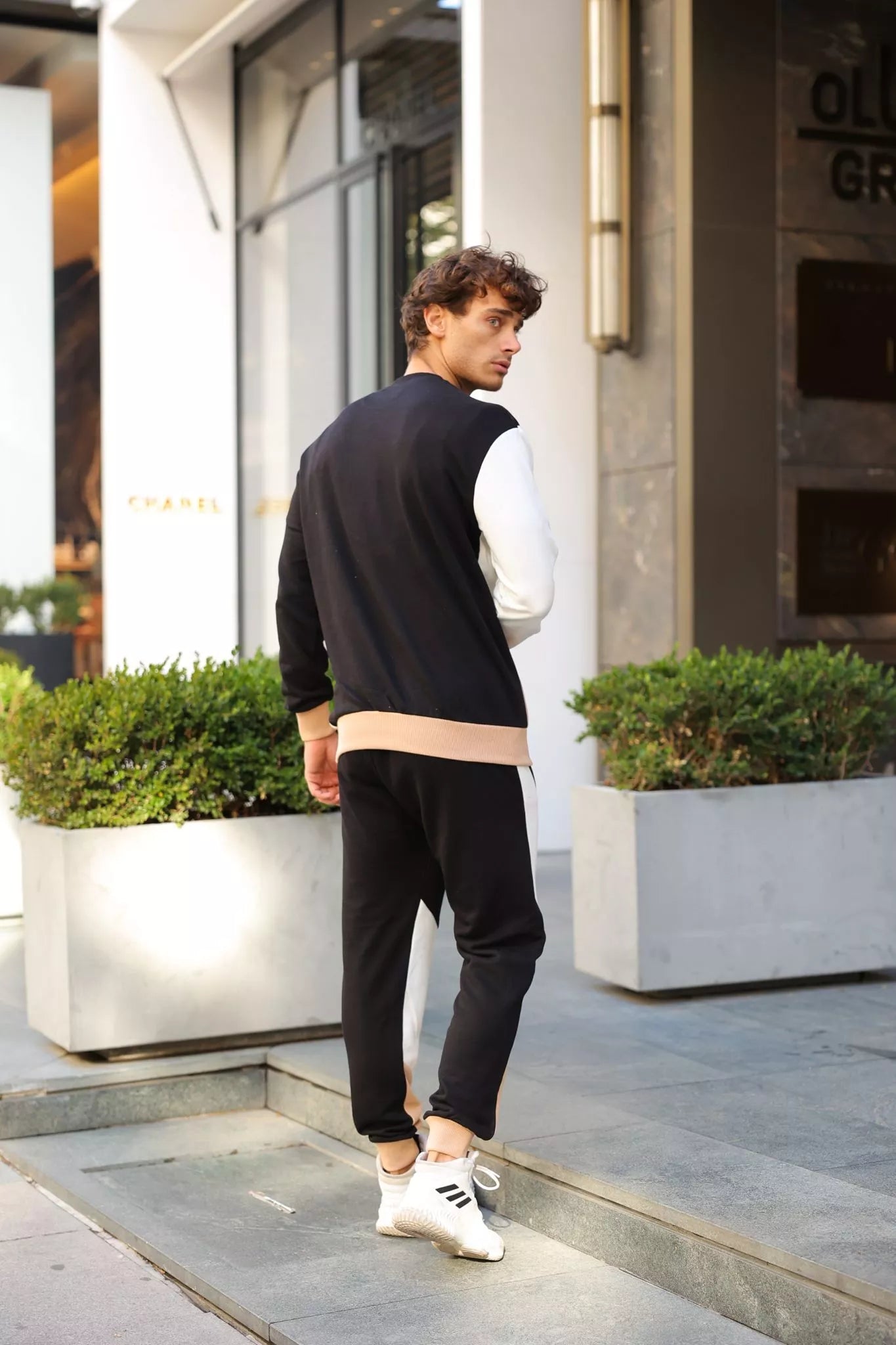 Melns/brūns daudzkrāsains vīriešu komplekts Hipos