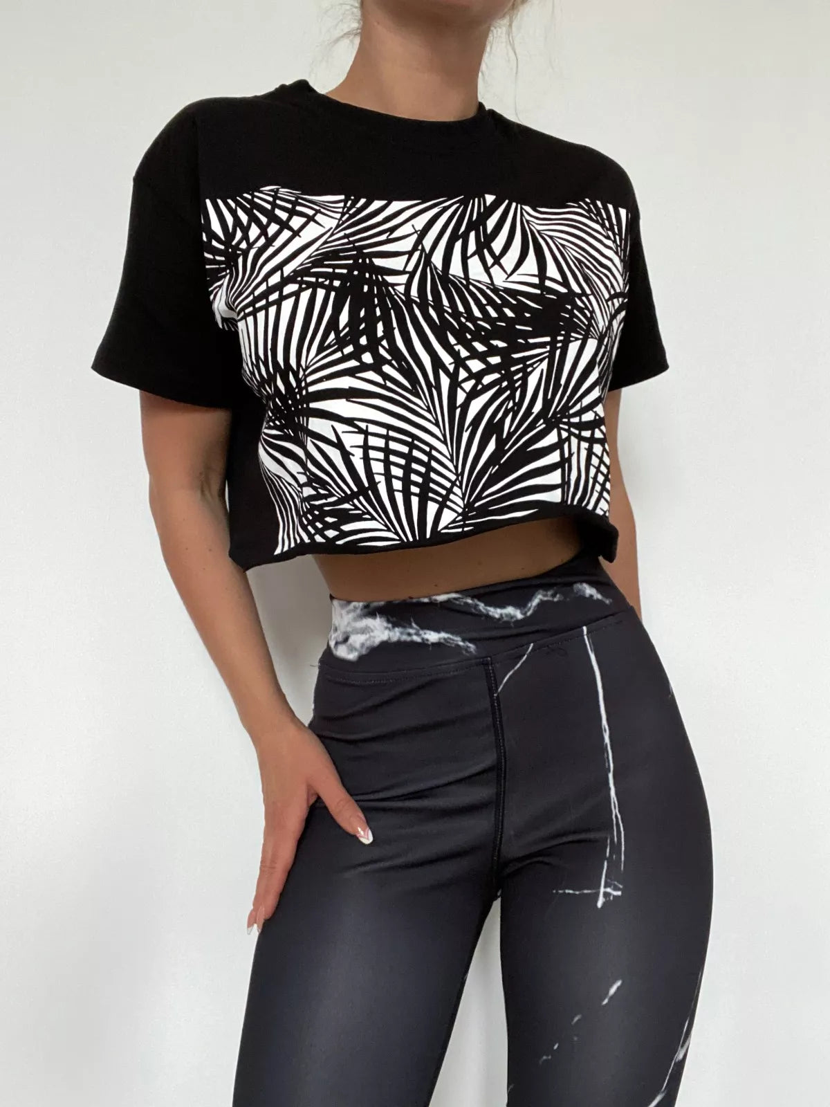 Melns sieviešu sporta komplekts Thunder