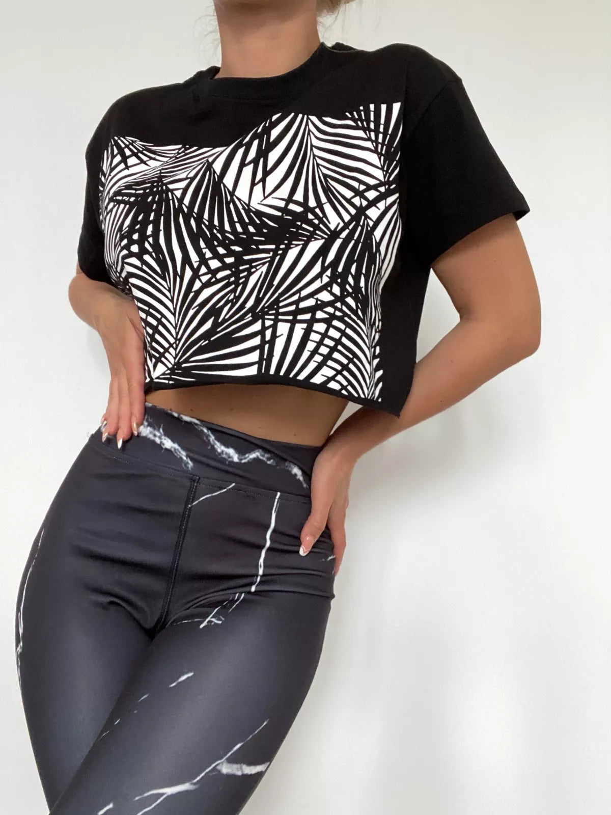 Melns sieviešu sporta komplekts Thunder