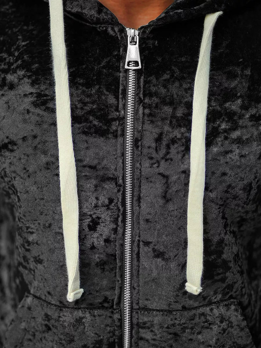 Melns velūra vīriešu komplekts Omilo.