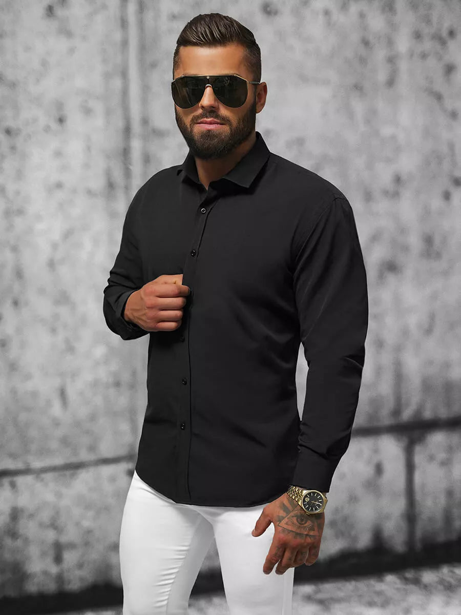 Melns krekls Milāna