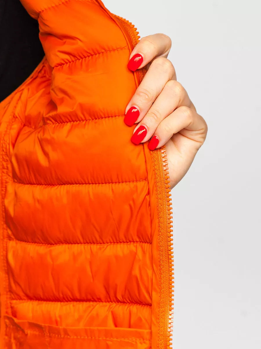 Karameļu krāsas kapuces veste Dzil