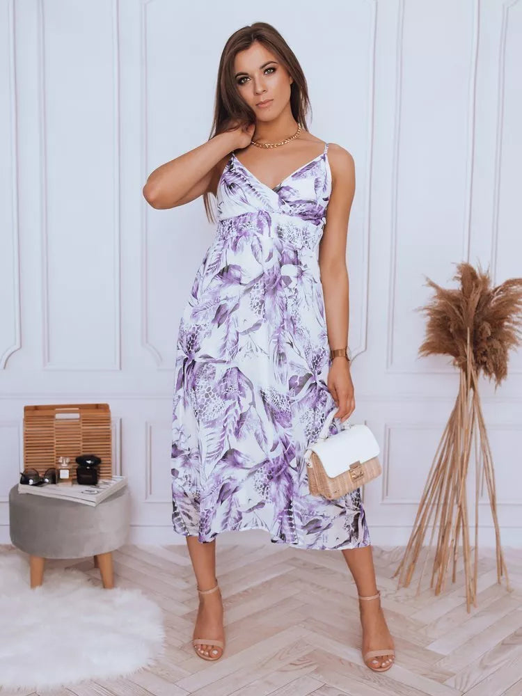 Balta sieviešu kleita ar violetiem ziediem "Mārīte" 